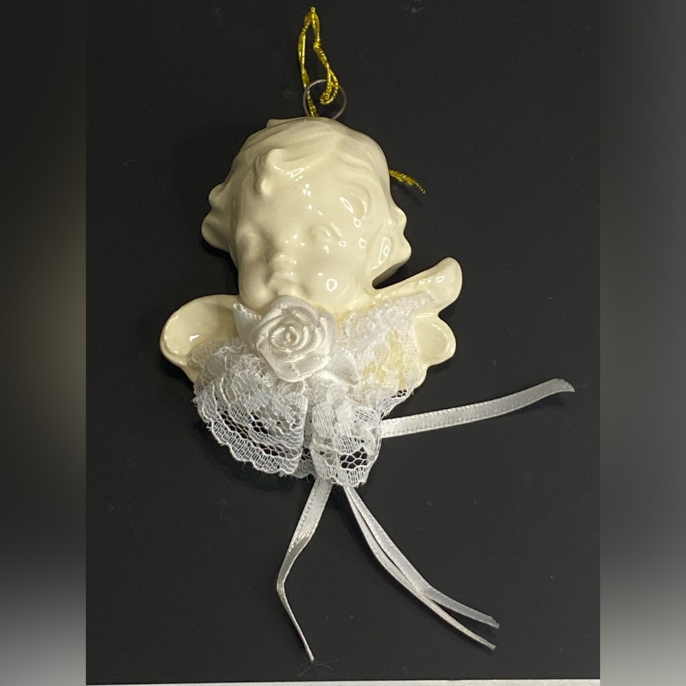 Vintage Victorian Style Ceramic Angel Head Ornament
